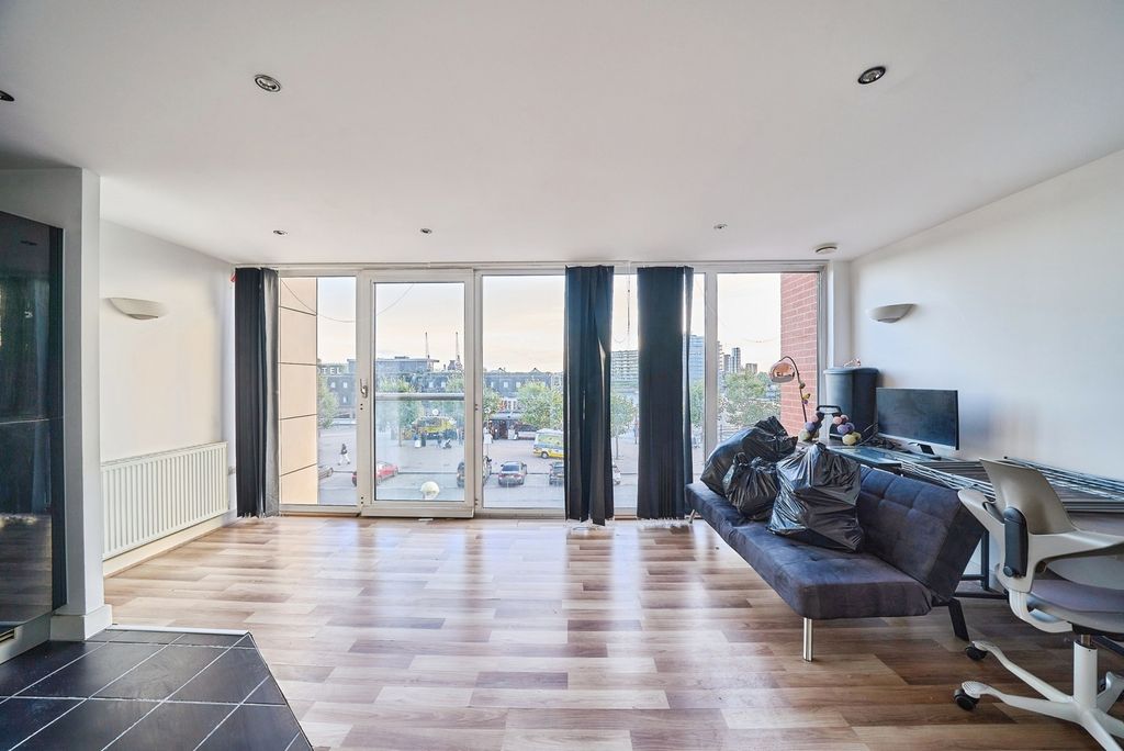 Property photo 1 of 17 Photo