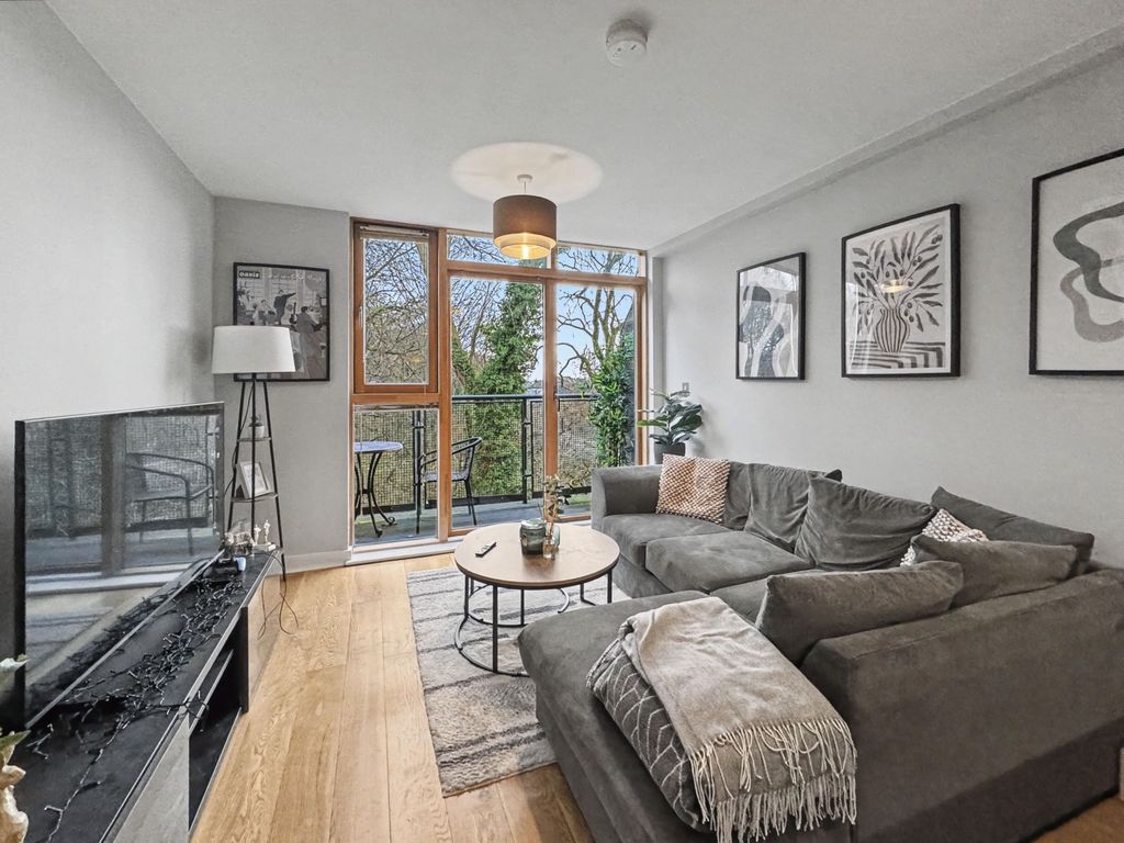 Property photo 3 of 20