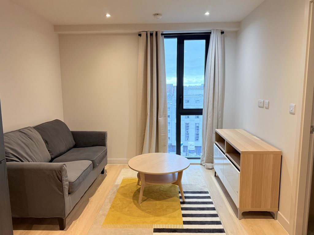 Property photo 2 of 19