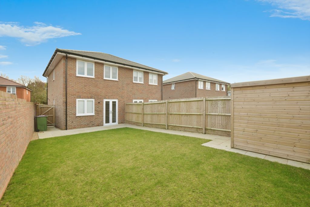 Property photo 1 of 17 Photography