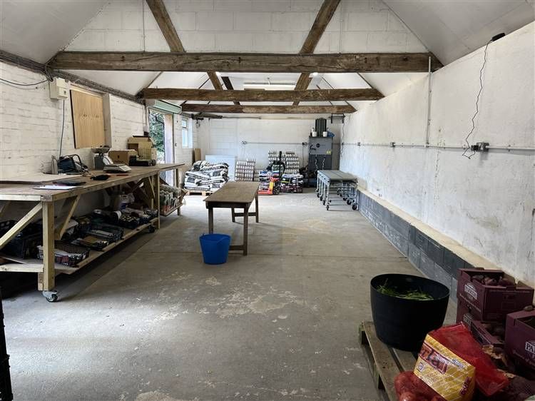Property photo 1 of 4