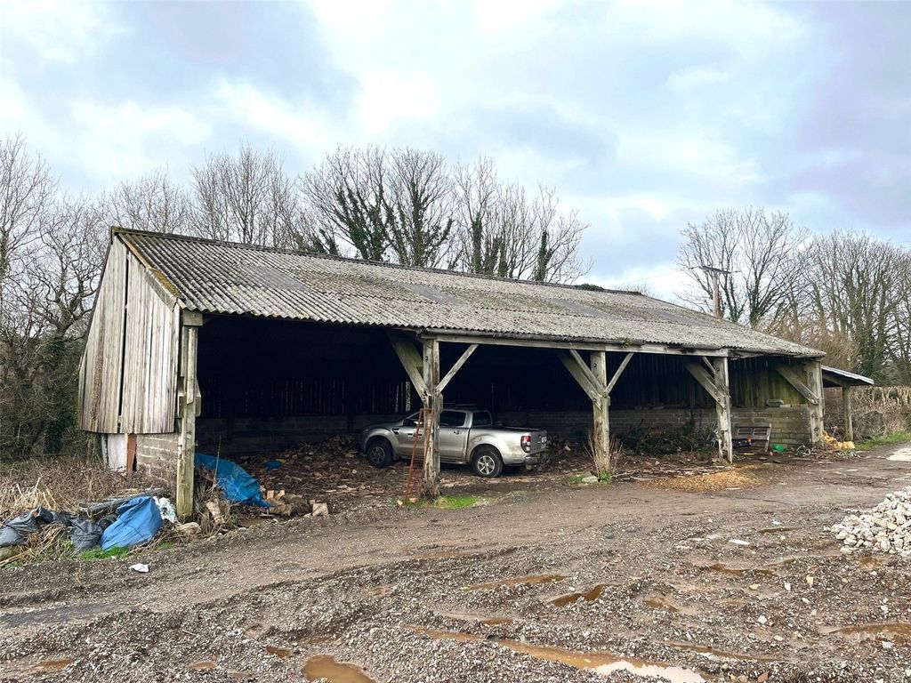 Property photo 3 of 5 Picture 3