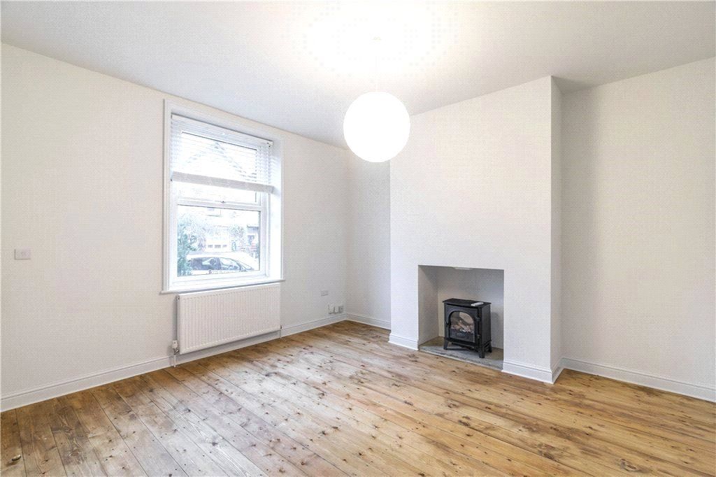 Property photo 2 of 15 Sitting Room