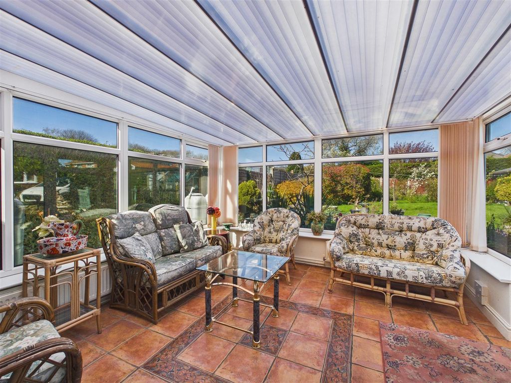 Property photo 2 of 24 Cam05476G0-Pr0162-Still001.Jpg