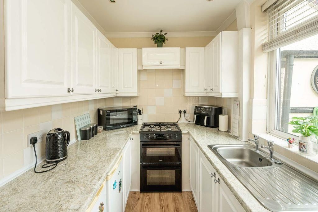 Property photo 2 of 16 Dpwwc31G.Jpeg