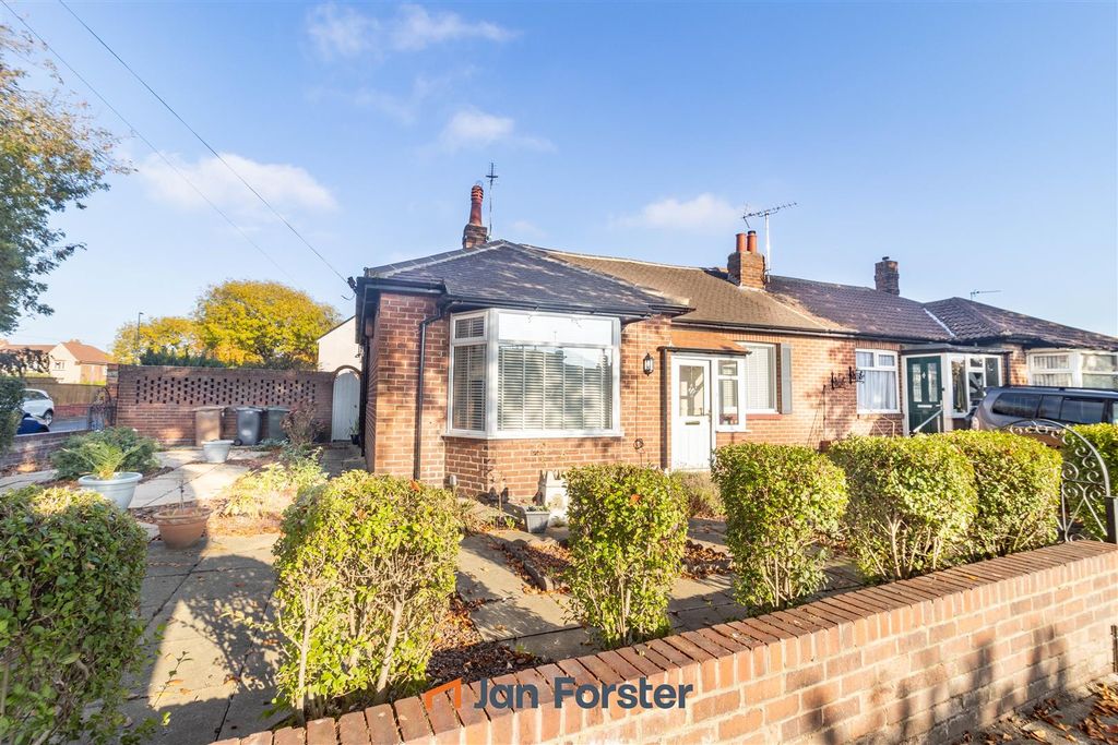 Property photo 1 of 10 Front External