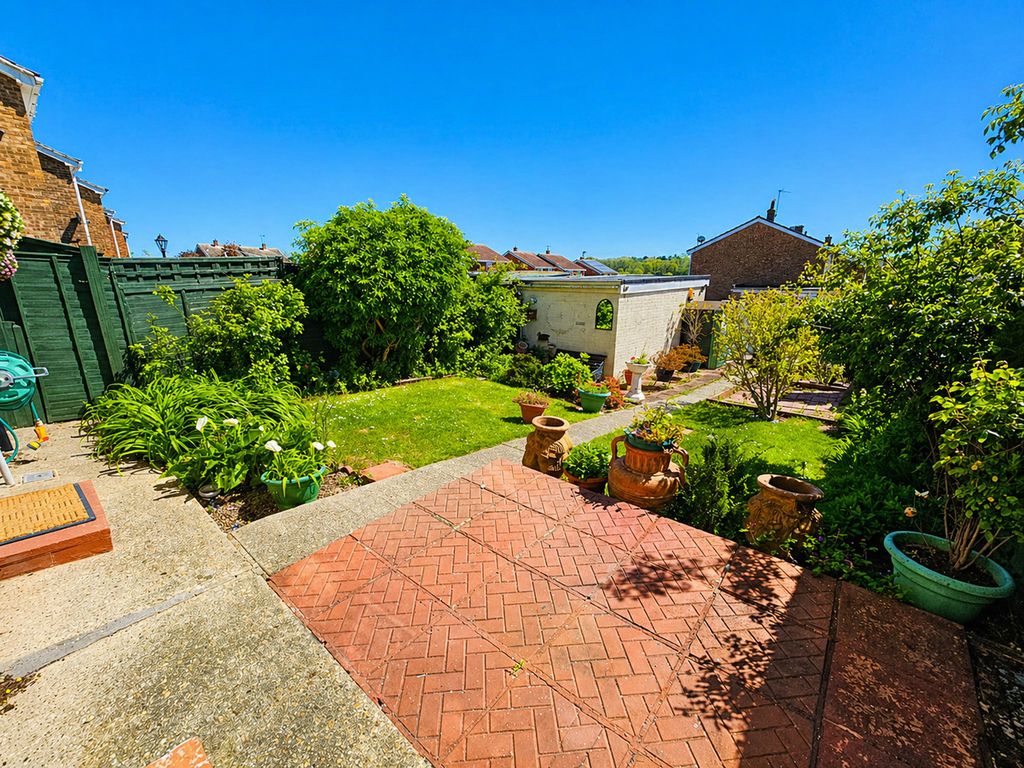 Property photo 2 of 18