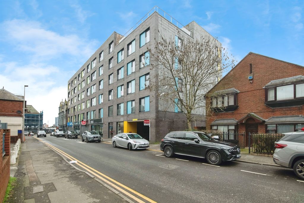 Property photo 1 of 10