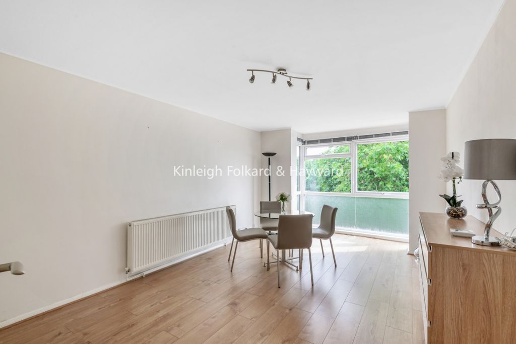 Property photo 1 of 7 8cd6ee86-9751-485F-9