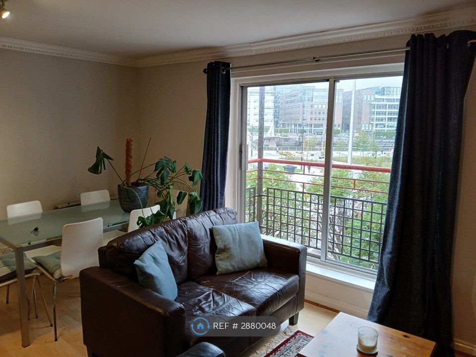 Property photo 1 of 14 Living Room A
