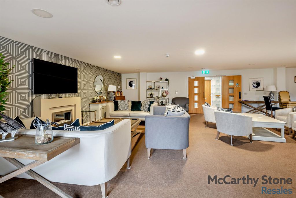 Additional image 23 of 2 bed flat for saleEdward House, Peggs Lane, Gascoyne Way, Hertford SG13