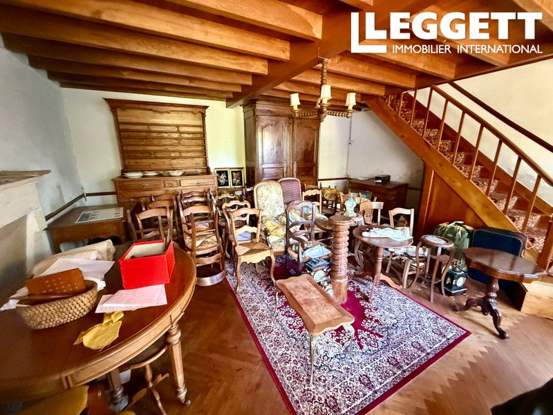 Property photo 3 of 10