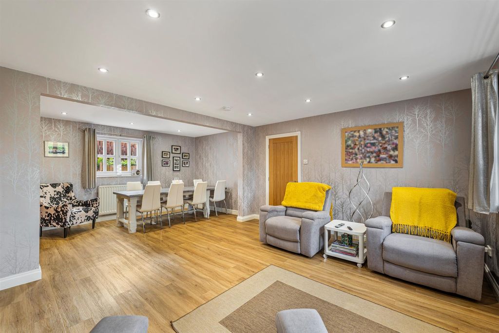 Property photo 3 of 30 Tinkers Lodge-15.Jpg