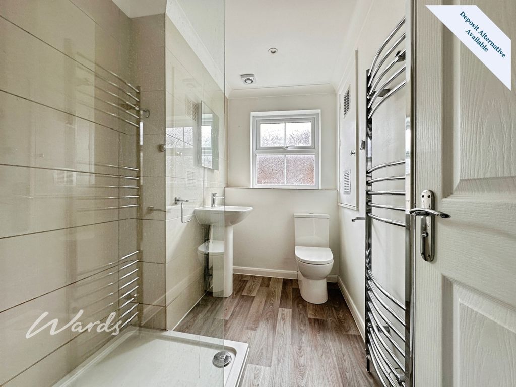 Property photo 3 of 15 Bathroom