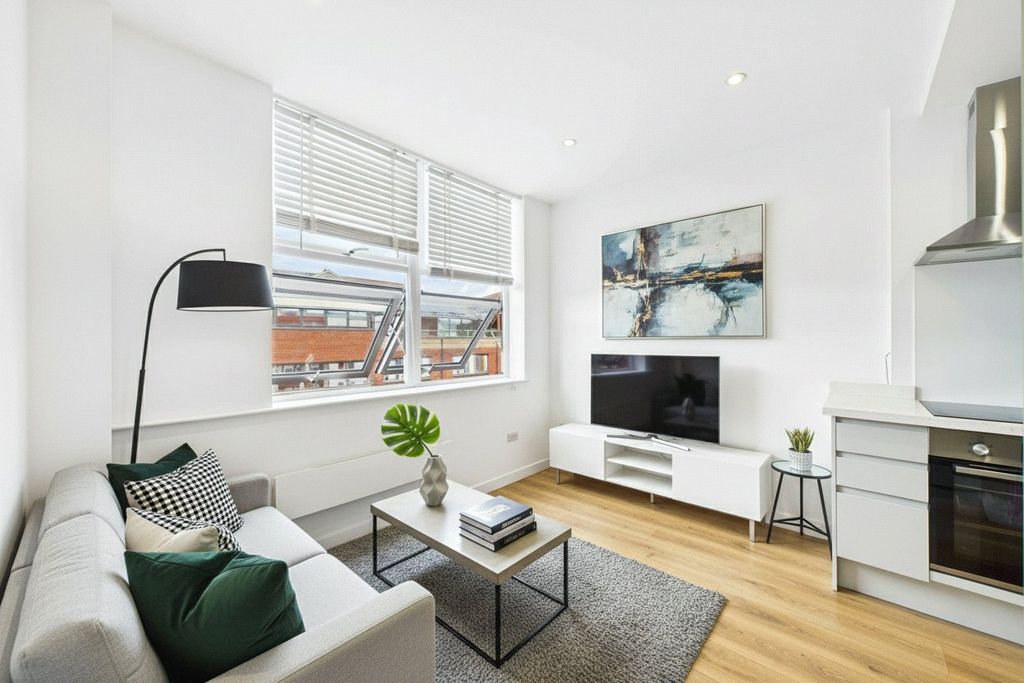 Property photo 1 of 4 Picture No. 10