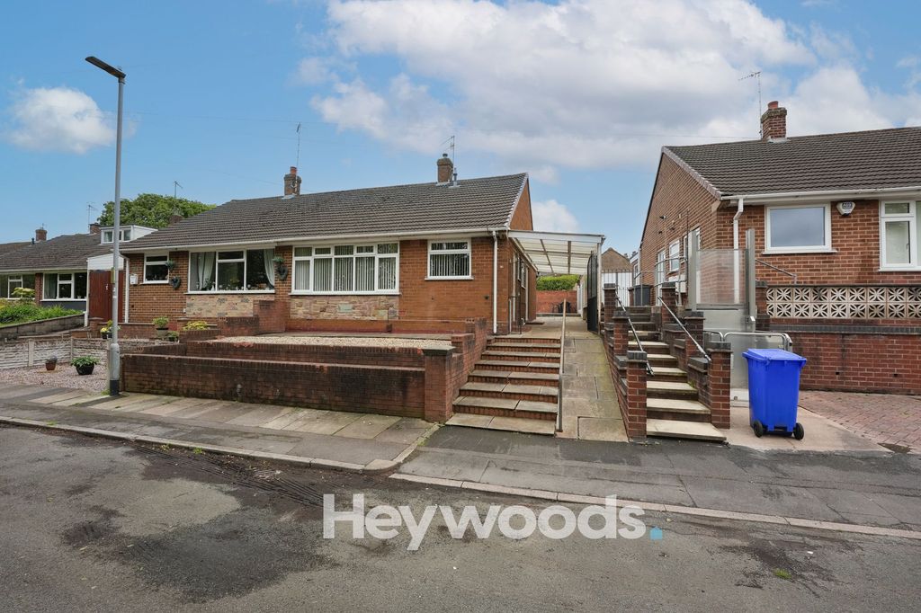 Property photo 1 of 23