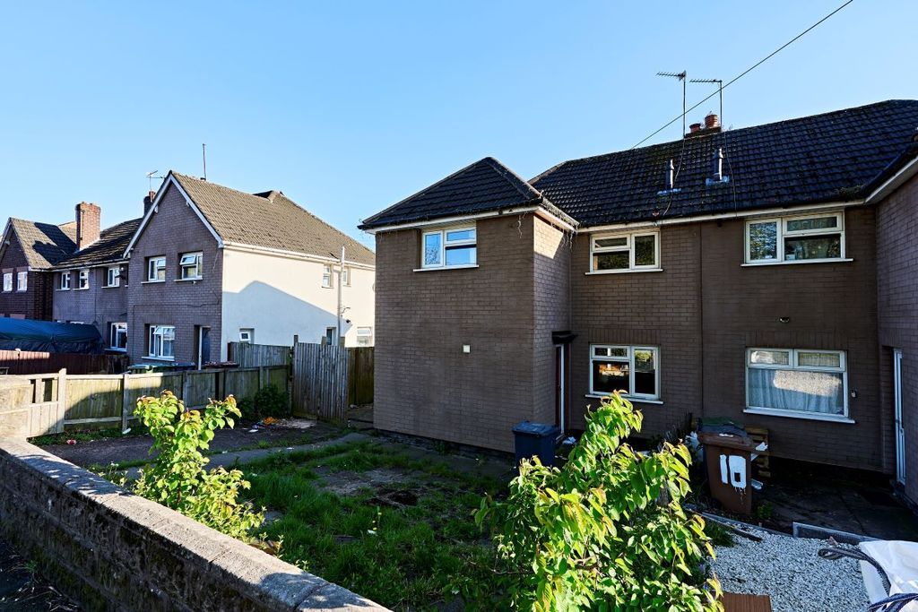 Property photo 2 of 15