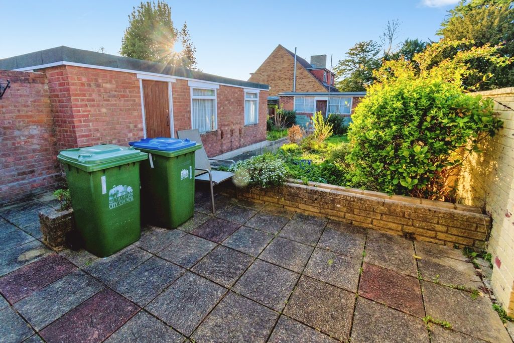 Property photo 2 of 18 Pbox-Img.Jpg