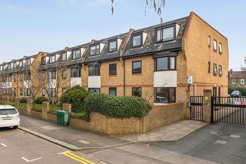 Property photo 3 of 16