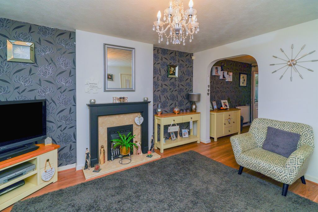Property photo 2 of 16