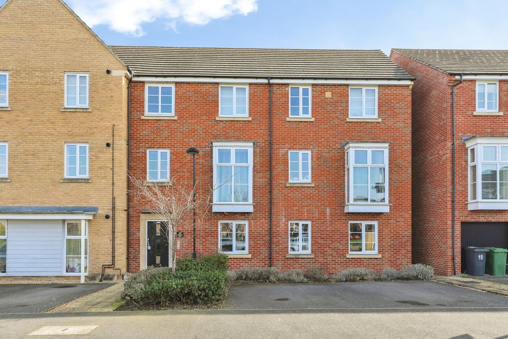 Property photo 1 of 18 Img_6702