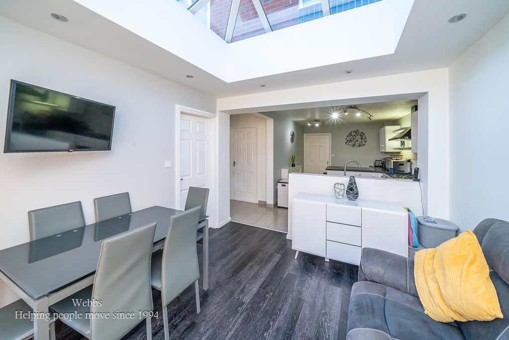 Property photo 2 of 20 Webbs-11.Jpg