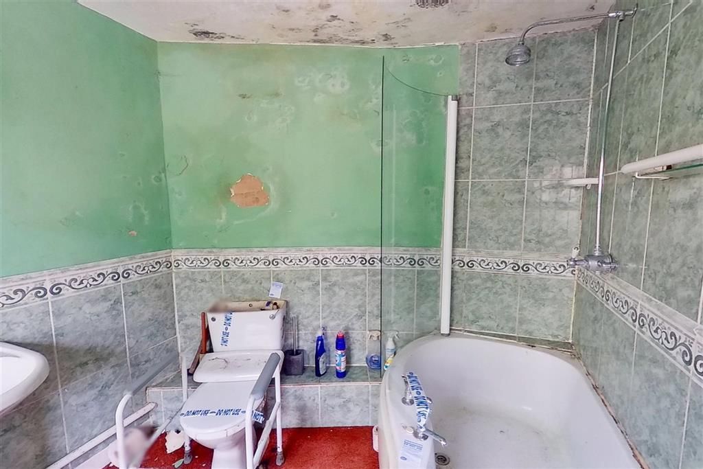 Property photo 2 of 2