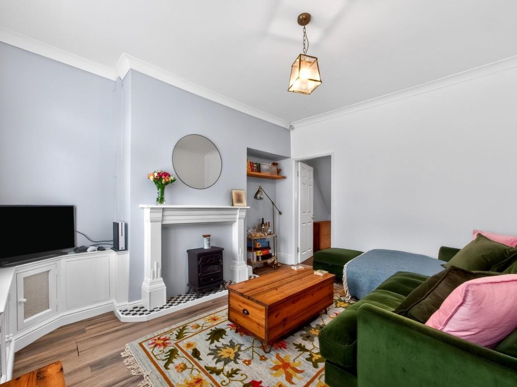 Property photo 2 of 18 Pnmb1421.Jpg