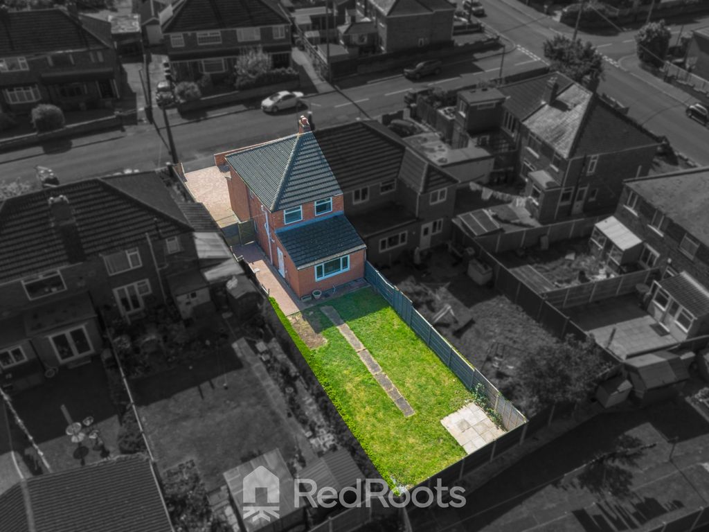 Property photo 2 of 25 5004682