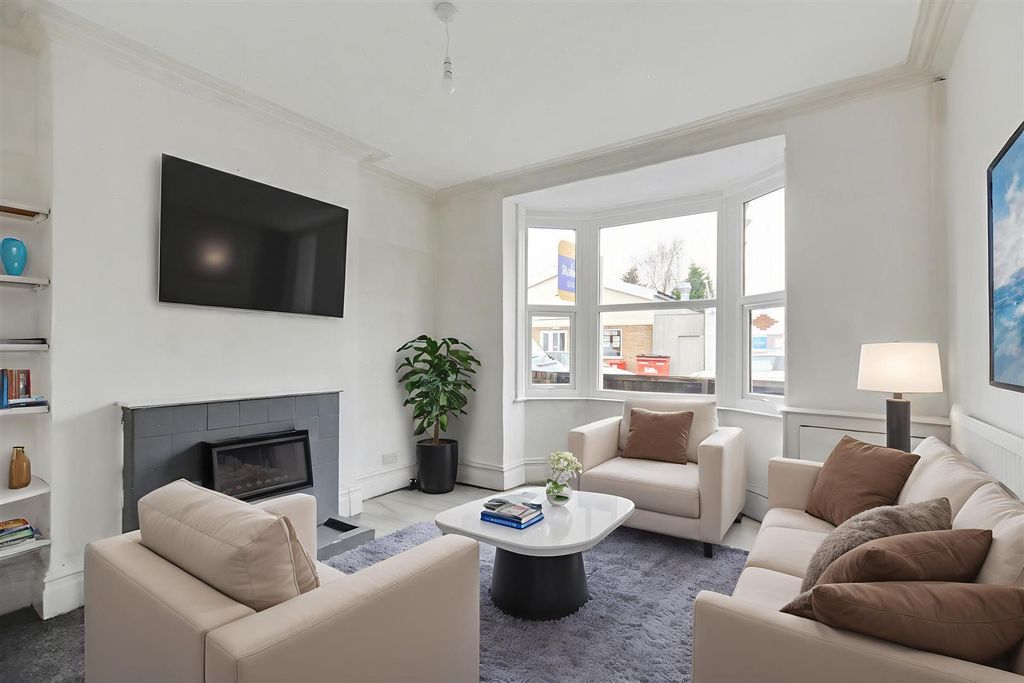 Property photo 2 of 24 Ai Lounge.Jpeg