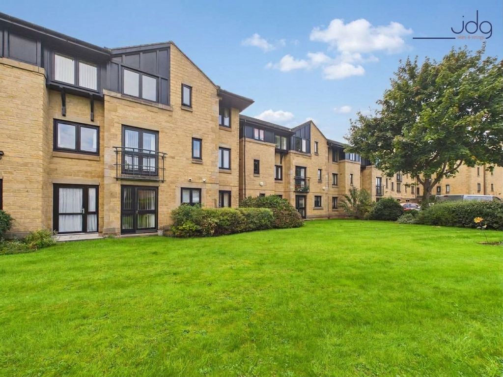 Property photo 1 of 13 Welcome To Spinners Court!