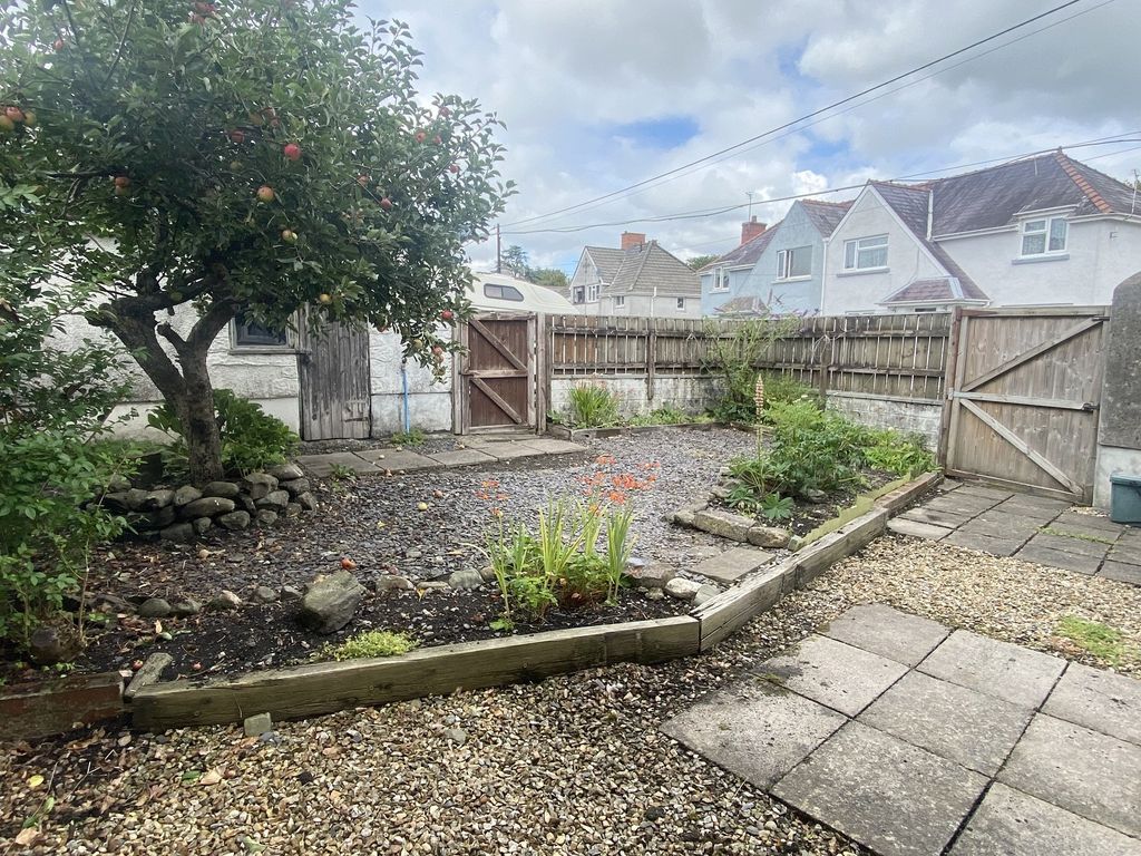 Property photo 3 of 11 Not Specified