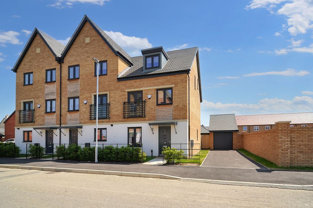 Property photo 1 of 19 Image