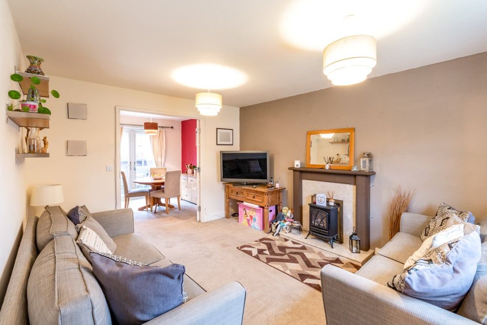 Property photo 3 of 19