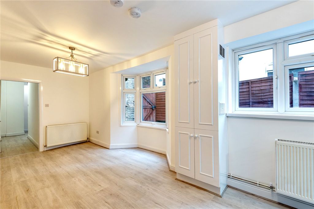 Property photo 2 of 15 Picture No. 02