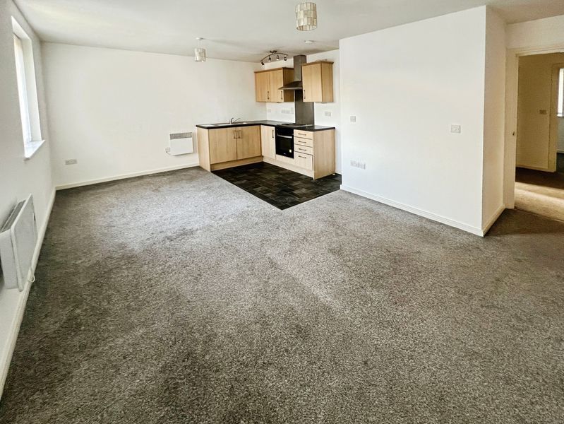 Property photo 3 of 9 Lounge Kitchen