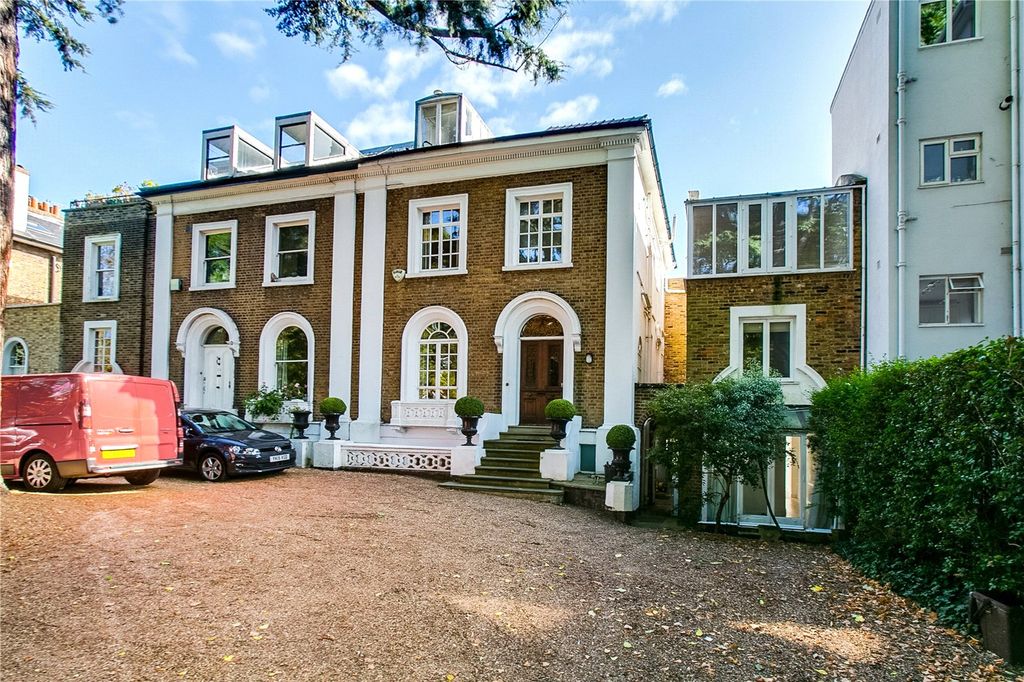 Property photo 1 of 5