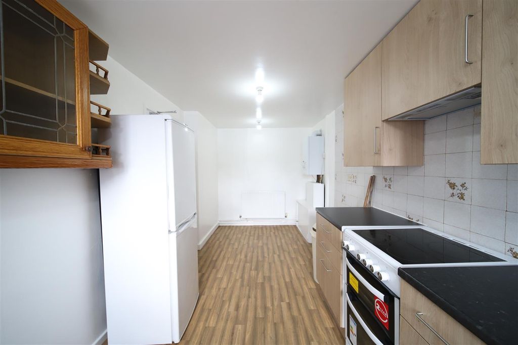 Property photo 2 of 11 3.Jpg