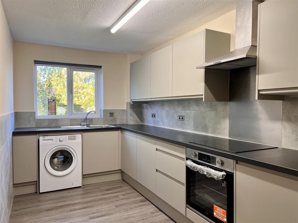 Property photo 2 of 10 Kitchen Side.Jpg