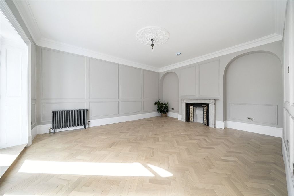 Property photo 3 of 36 Picture No. 04