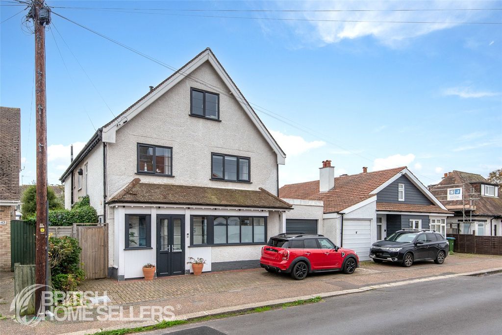 Property photo 2 of 27 Picture No. 04