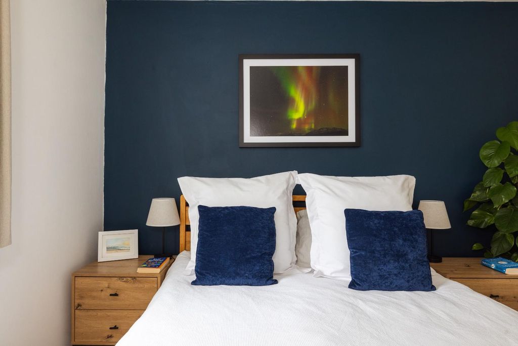 Property photo 1 of 32 Char4929.Jpg