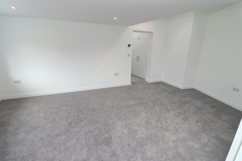 Property photo 2 of 6 Img_7850.Jpg