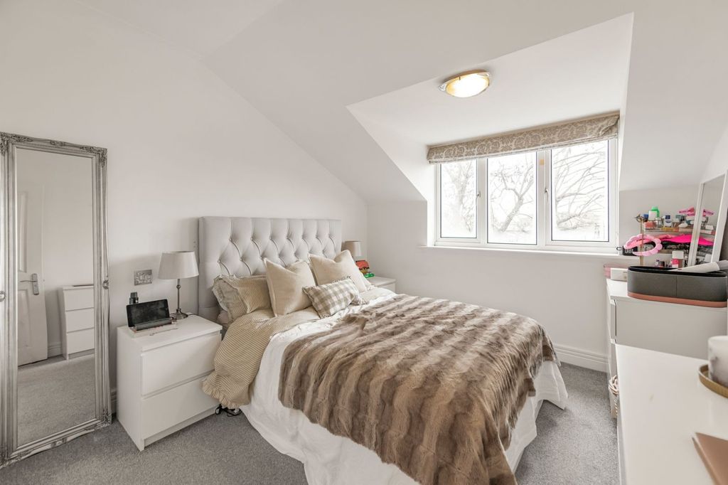 Property photo 2 of 6 Picture No. 07