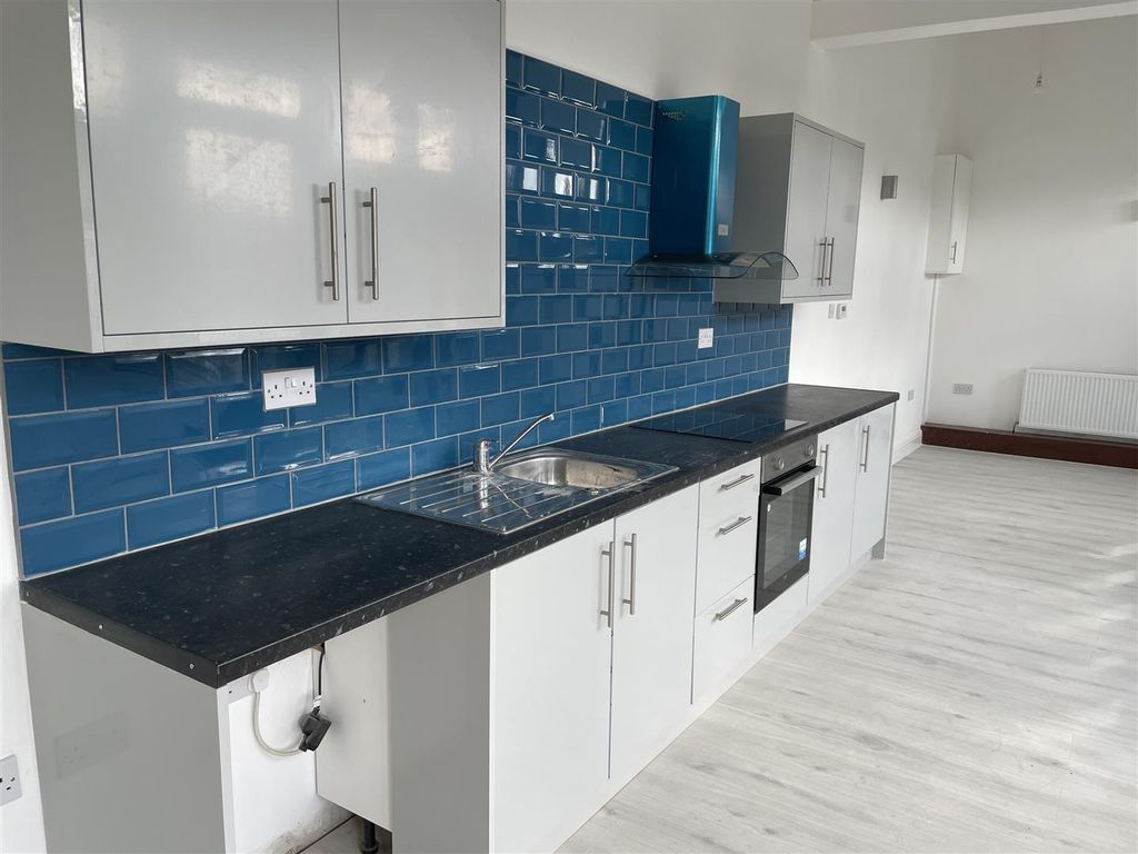 Property photo 2 of 6 Img_8914.Jpg