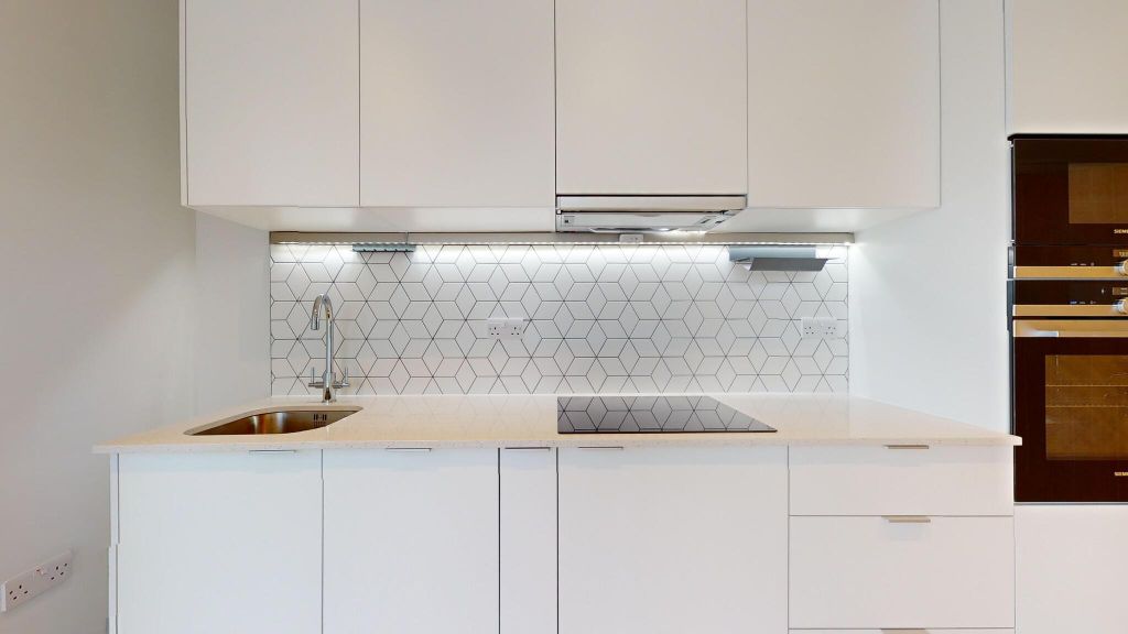 Property photo 2 of 18 Kitchen