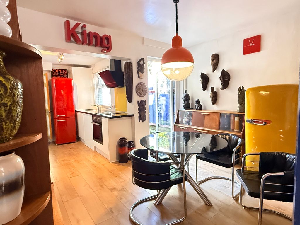 Property photo 3 of 12 Dining Room