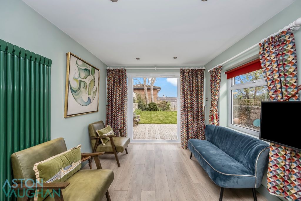 Property photo 3 of 12 5042622