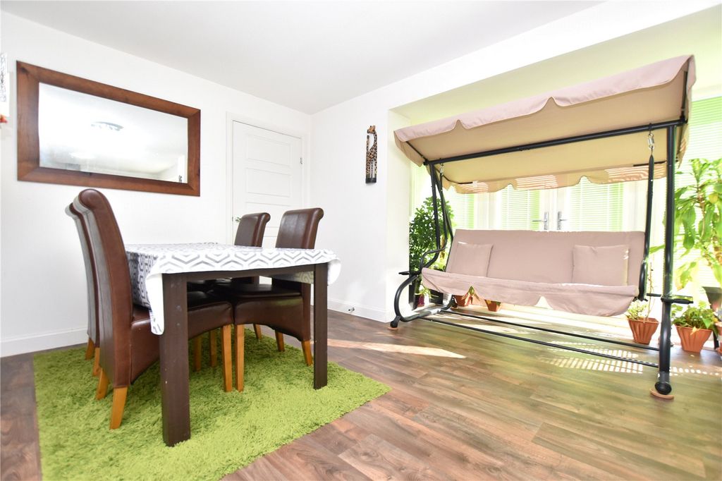 Property photo 3 of 25 Picture No. 31