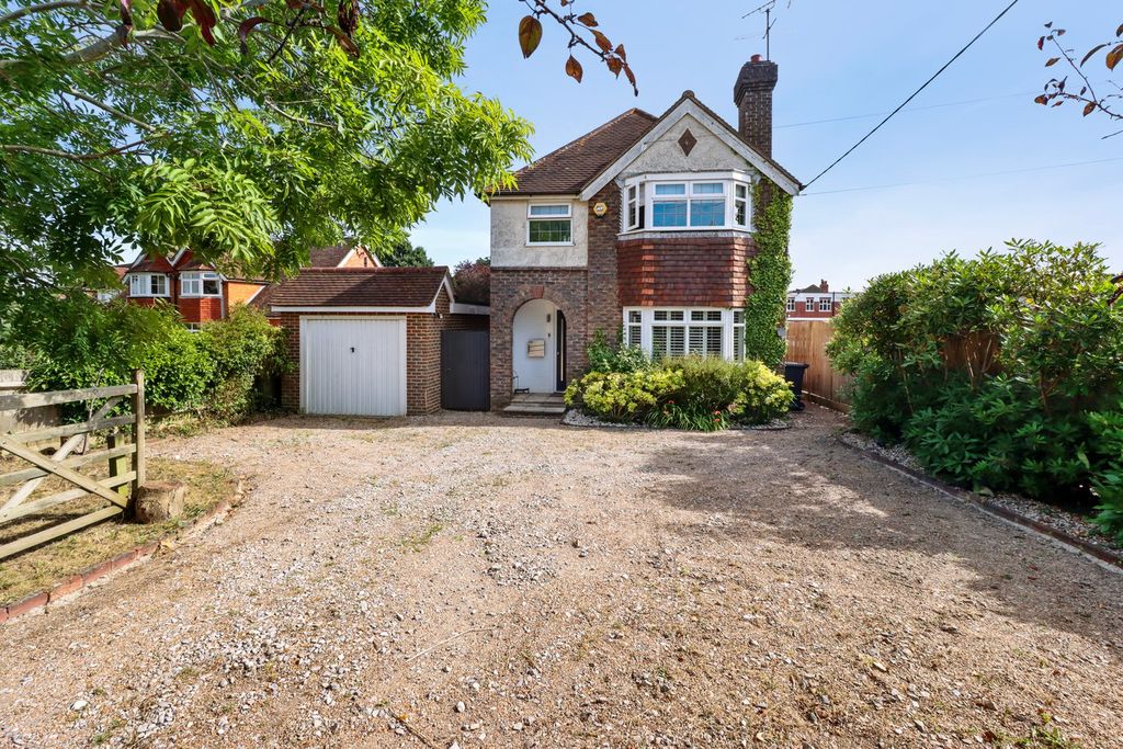 Property photo 1 of 41